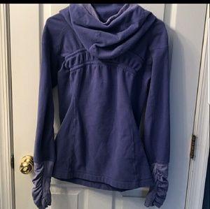 Lululemon fleece pullover w hood
